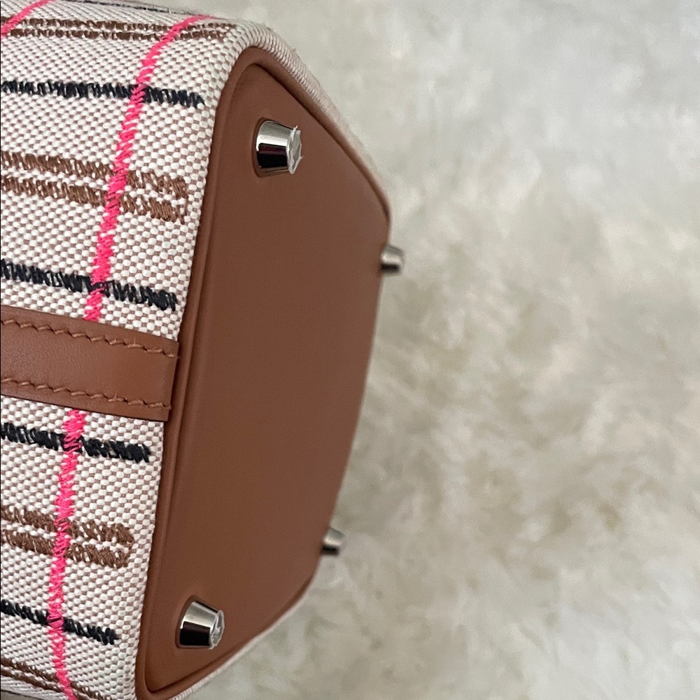 Hermes Tan and White Checkered Tote Bag - Picture 7 of 14